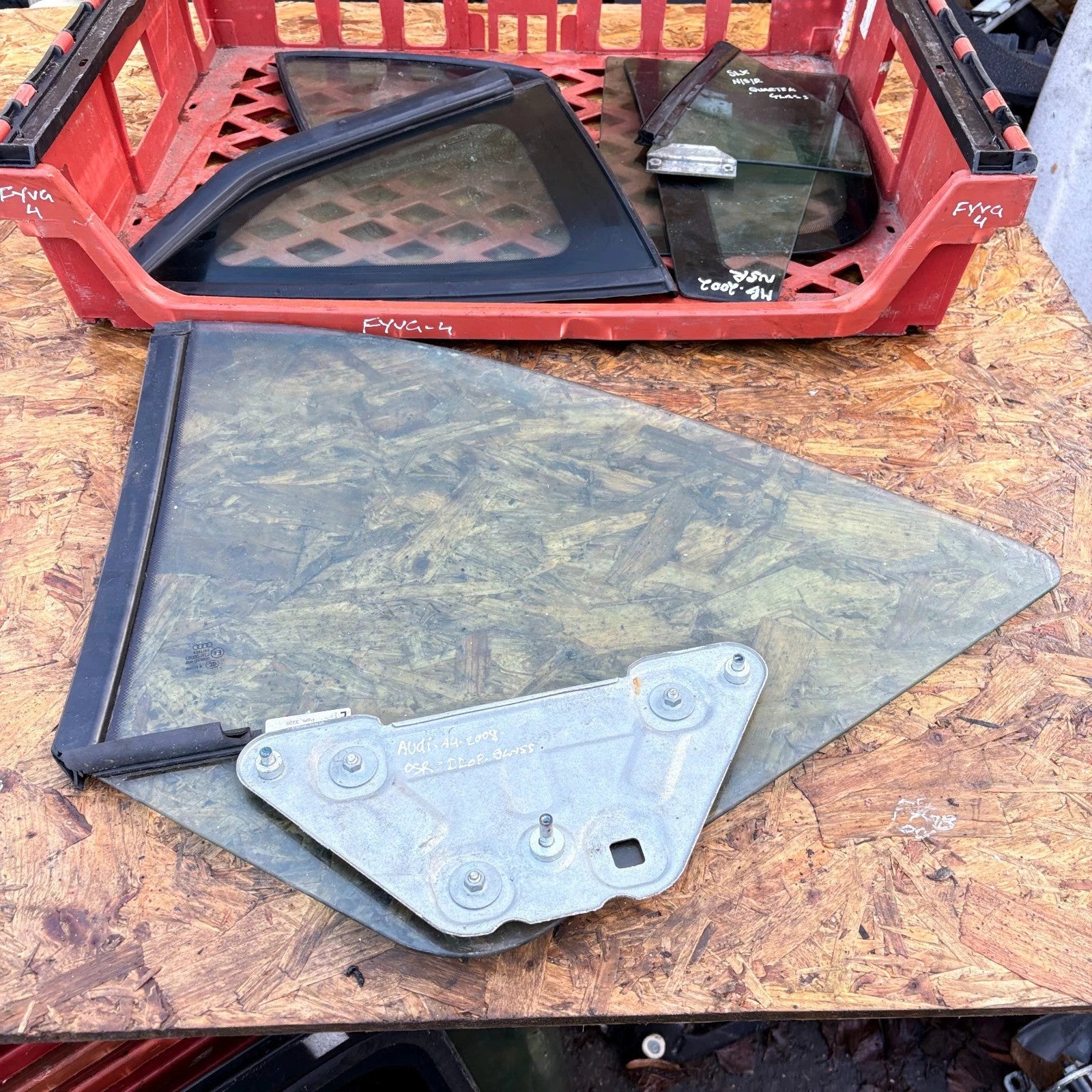 Audi A4 Rear Right Quarter Glass 2008