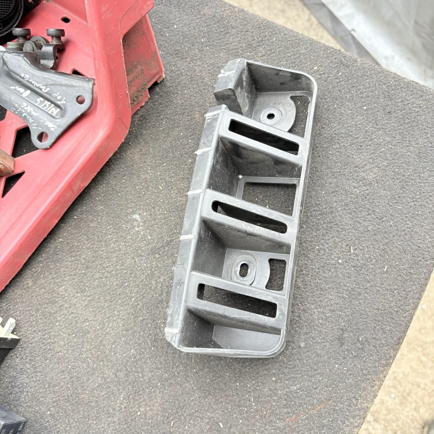 Skoda Rapid Rear Right Side Bumper Mounting Bracket 5jh807394a