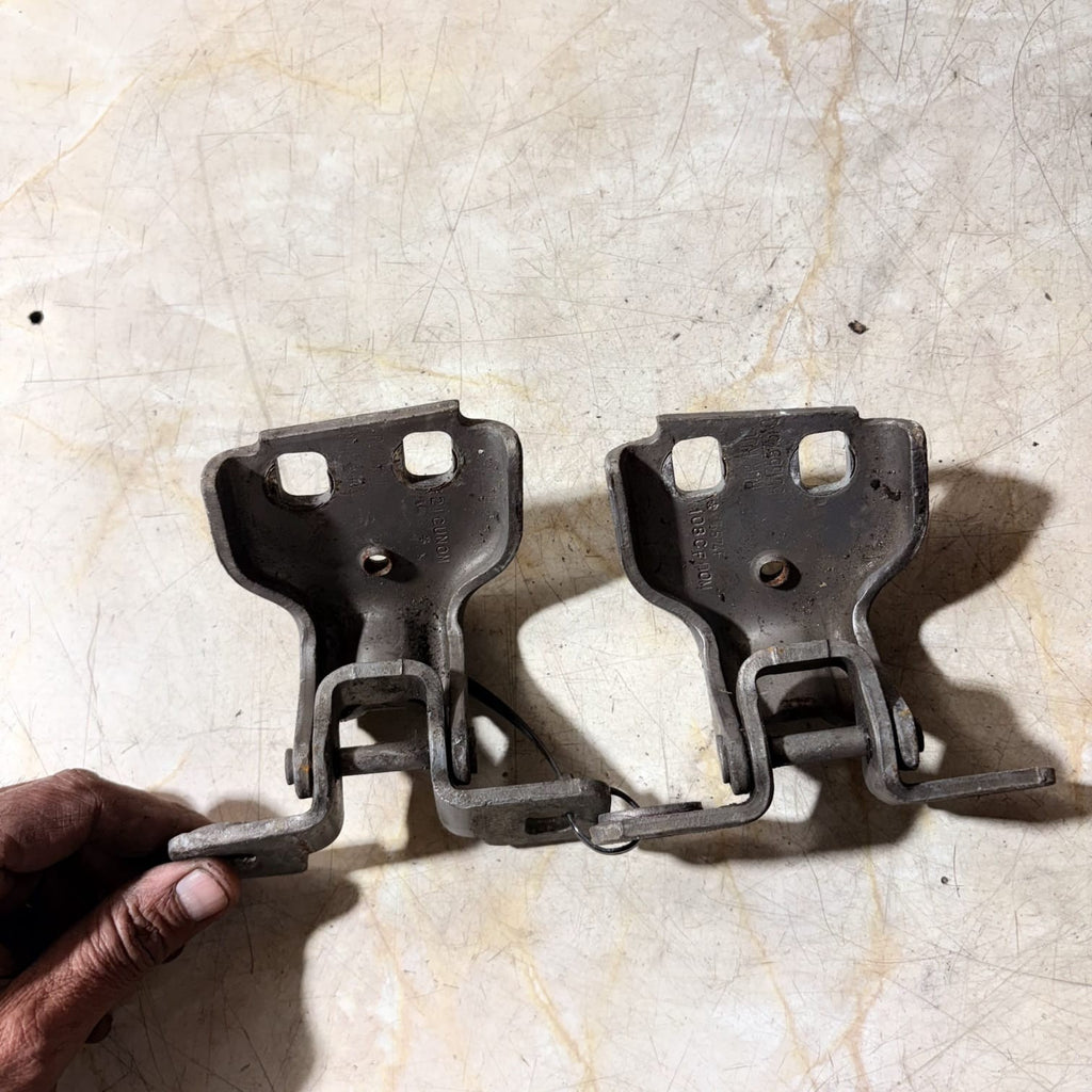 Jeep Grand Cherokee WJ 1999-2004 Rear Right Side Door Hinges Pair 55135574AC