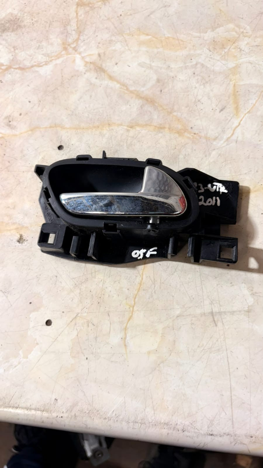 Interior Door Opener Right Rear Fits For CITROEN C3 PICASSO1.4VTI95 1904002 2011