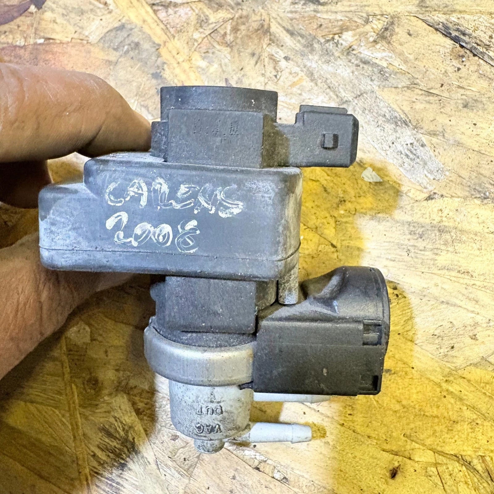 Kia Carens 2.0 CRDi 2006-2012 Turbo Boost Control Solenoid Valve 36611200