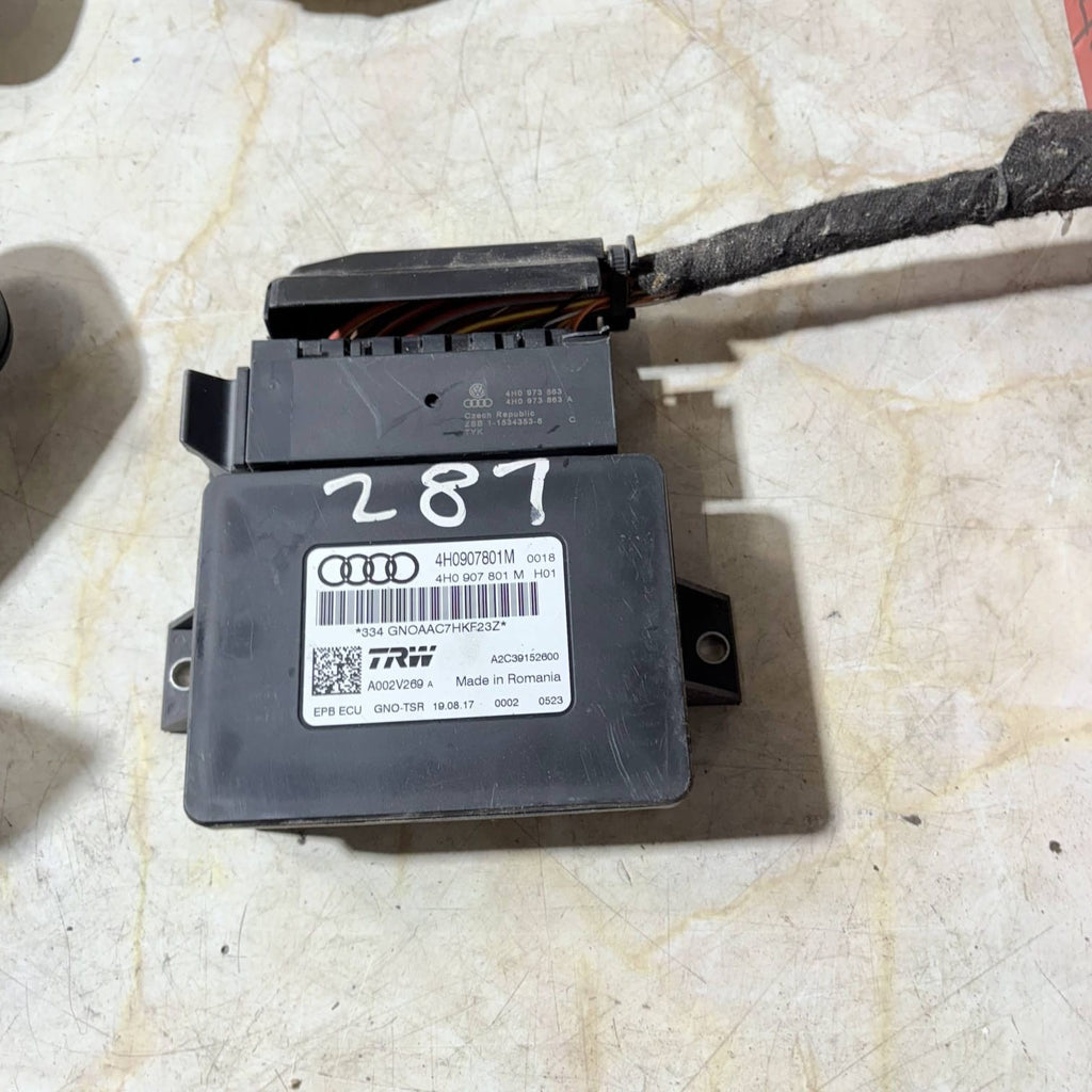 AUDI A6 4G2, C7, 4GC Handbrake Control Unit 4H0907801M 3.0 Diesel 235kw 30744112