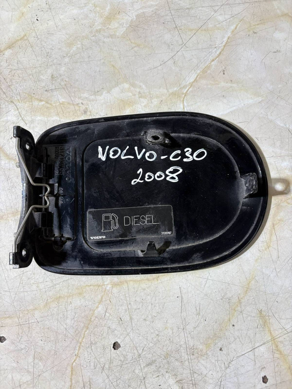 VOLVO S40 V50 C30 C70 2008 FUEL/PETROL FLAP PART NO. 31217785/30748049
