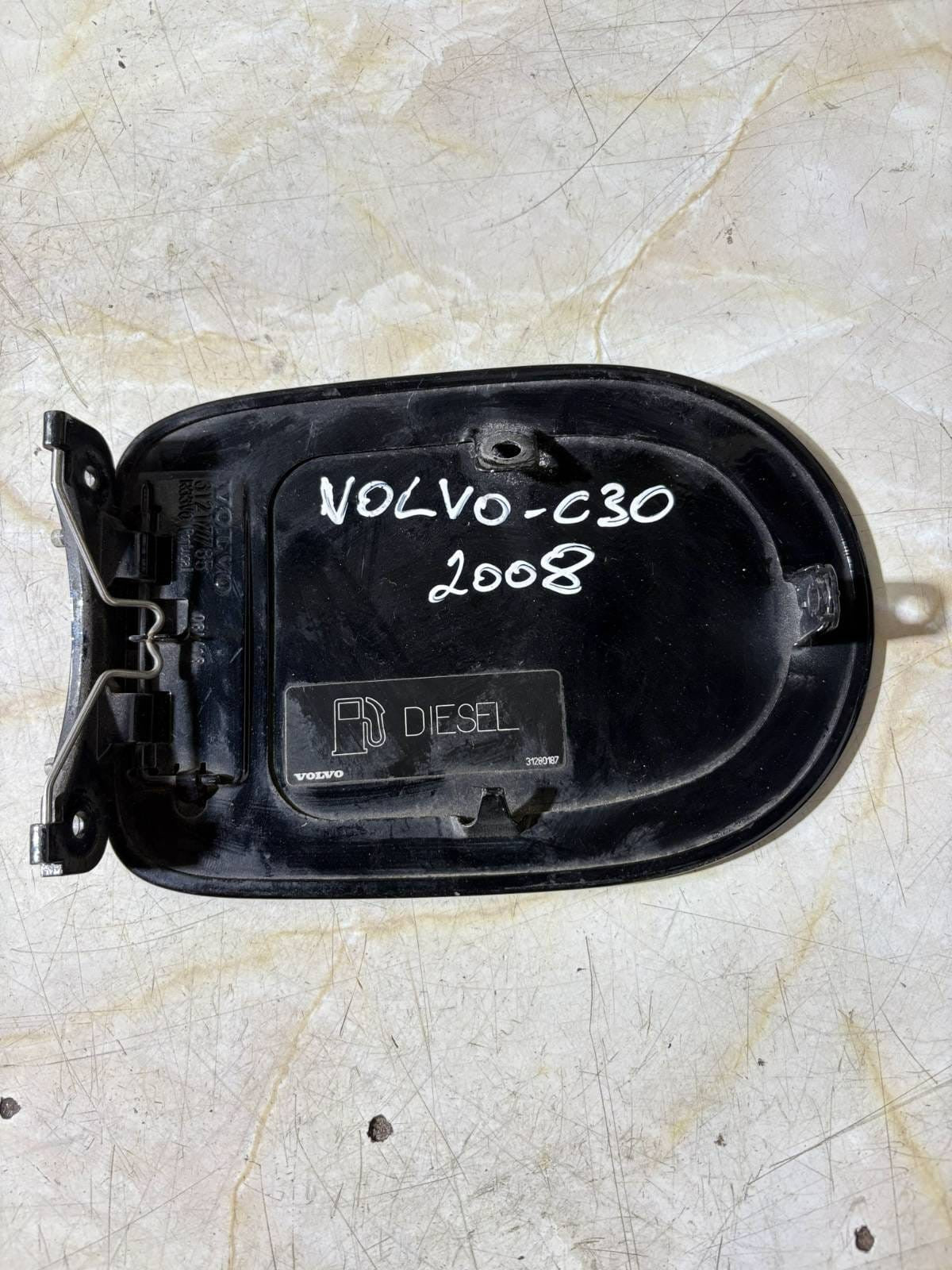 VOLVO S40 V50 C30 C70 2008 FUEL/PETROL FLAP PART NO. 31217785/30748049