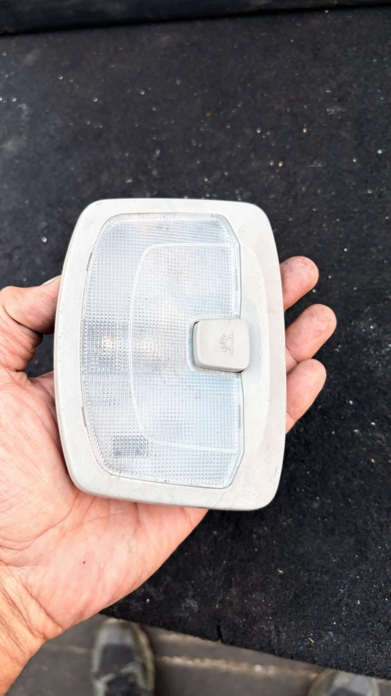 2016 SSANGYONG KORANDO INTERIOR ROOF READING LIGHT LAMP REAR 83720-34000