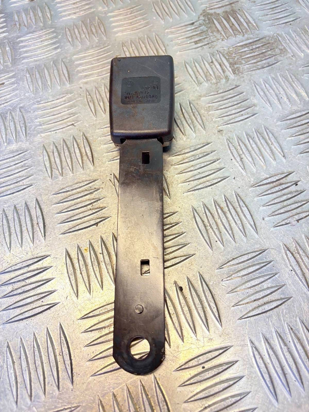SEAT ALHAMBRA 2007 DRIVER SIDE FRONT SEAT BELT CLASP STALK 7M3857877B