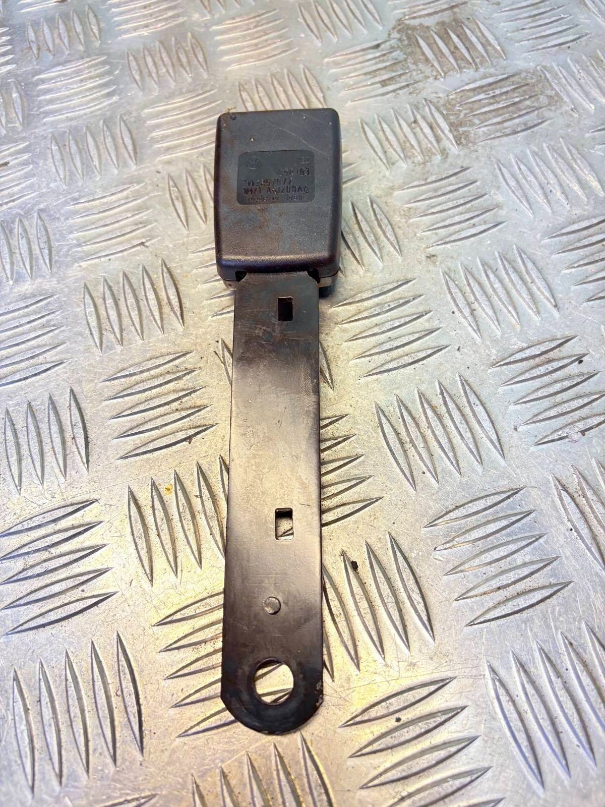 SEAT ALHAMBRA 2007 DRIVER SIDE FRONT SEAT BELT CLASP STALK 7M3857877B