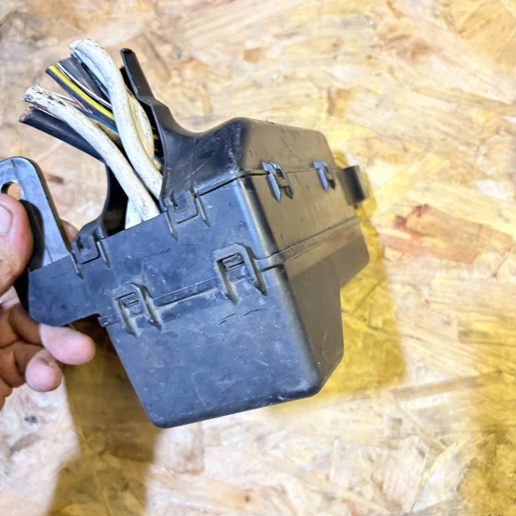 Fuse box for Toyota Corolla 2006