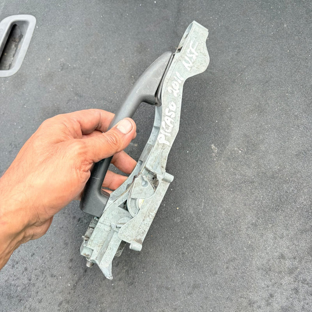 Citroen C3 Picasso 2009-2017 Nearside Front NSF Outside Door Handle 1198G4
