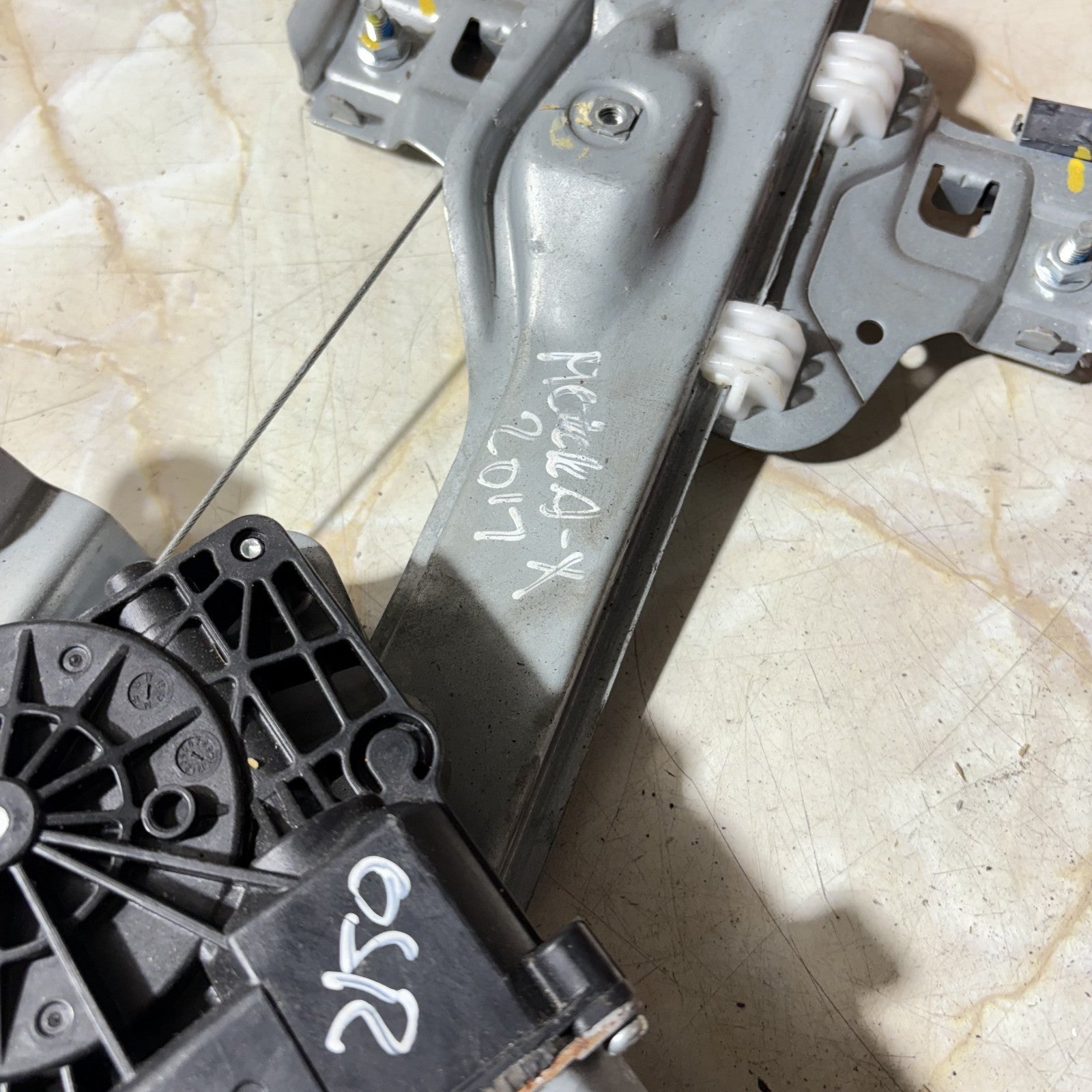 Vauxhall Mokka/Mokka X 2012-2019 Rear Right Window Regulator Motor 98910-SUV20