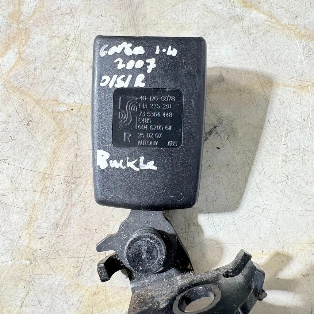 2007 CORSA 1.4 DRIVER SIDE REAR SEAT BELT BUCKLE 13225291 OSR