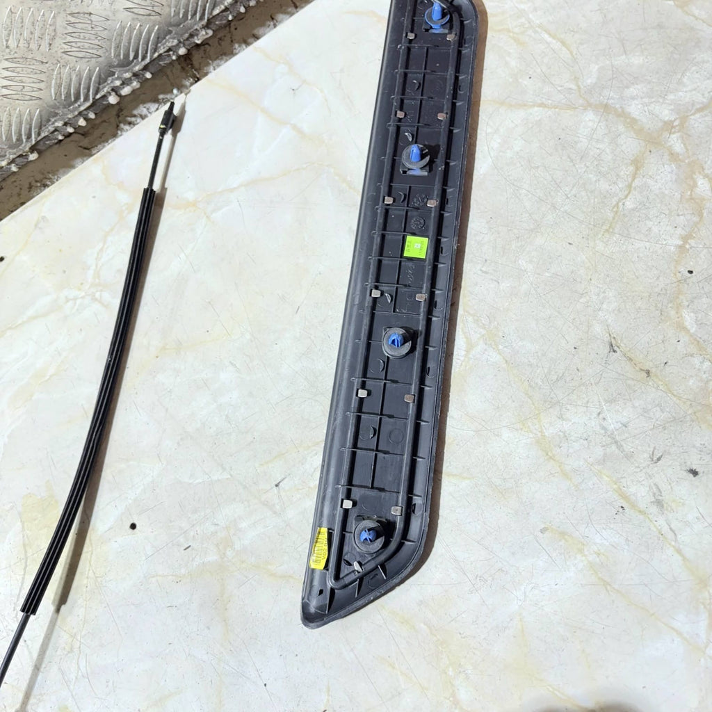 HYUNDAI I40 DOOR SILL STEP COVER TRIM DRIVER FRONT SIDE 2017 85873-3Z100