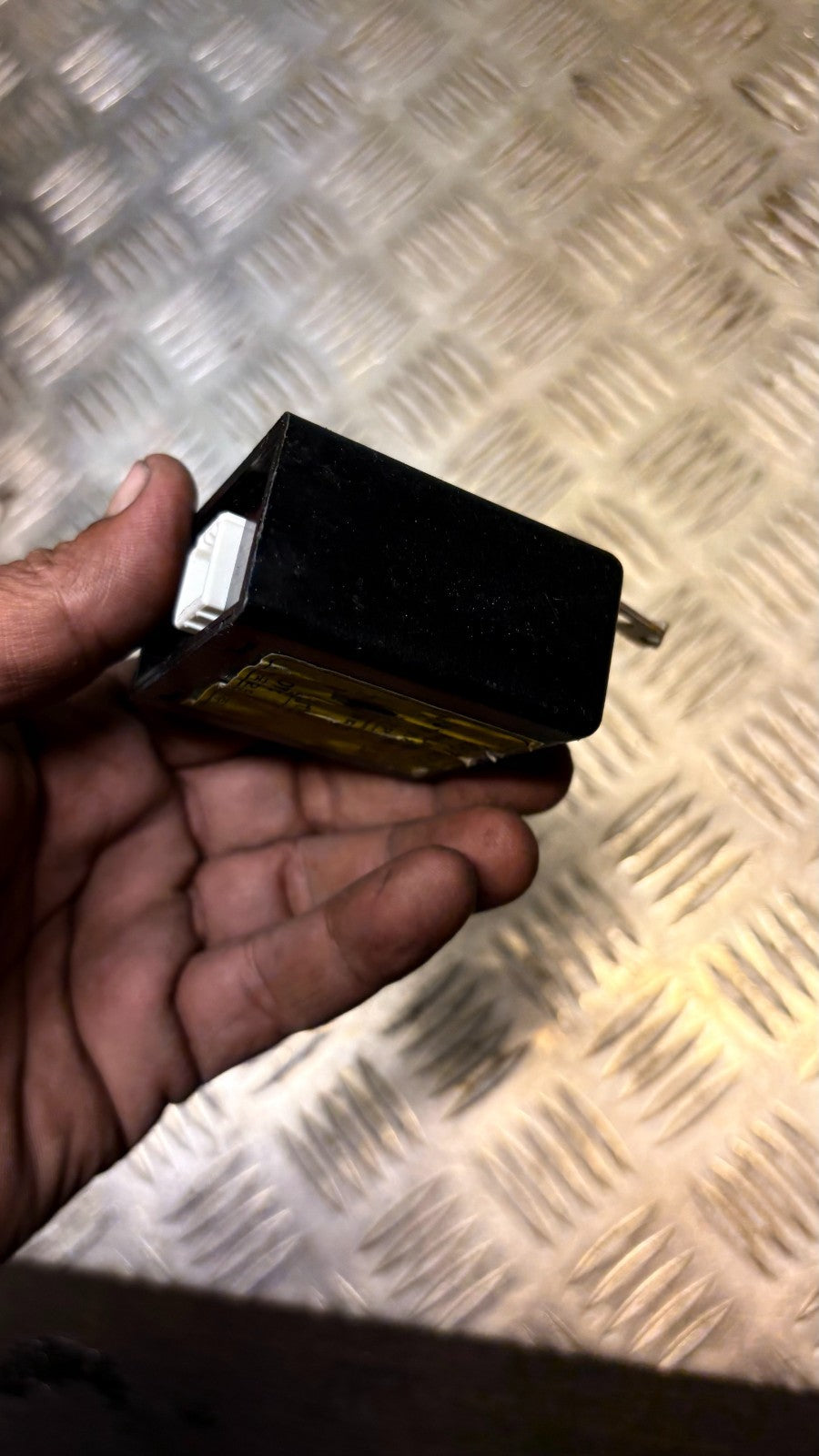 CHEVROLET CAPTIVA 2010 FOLDING MIRROR RELAY ECU 96673478