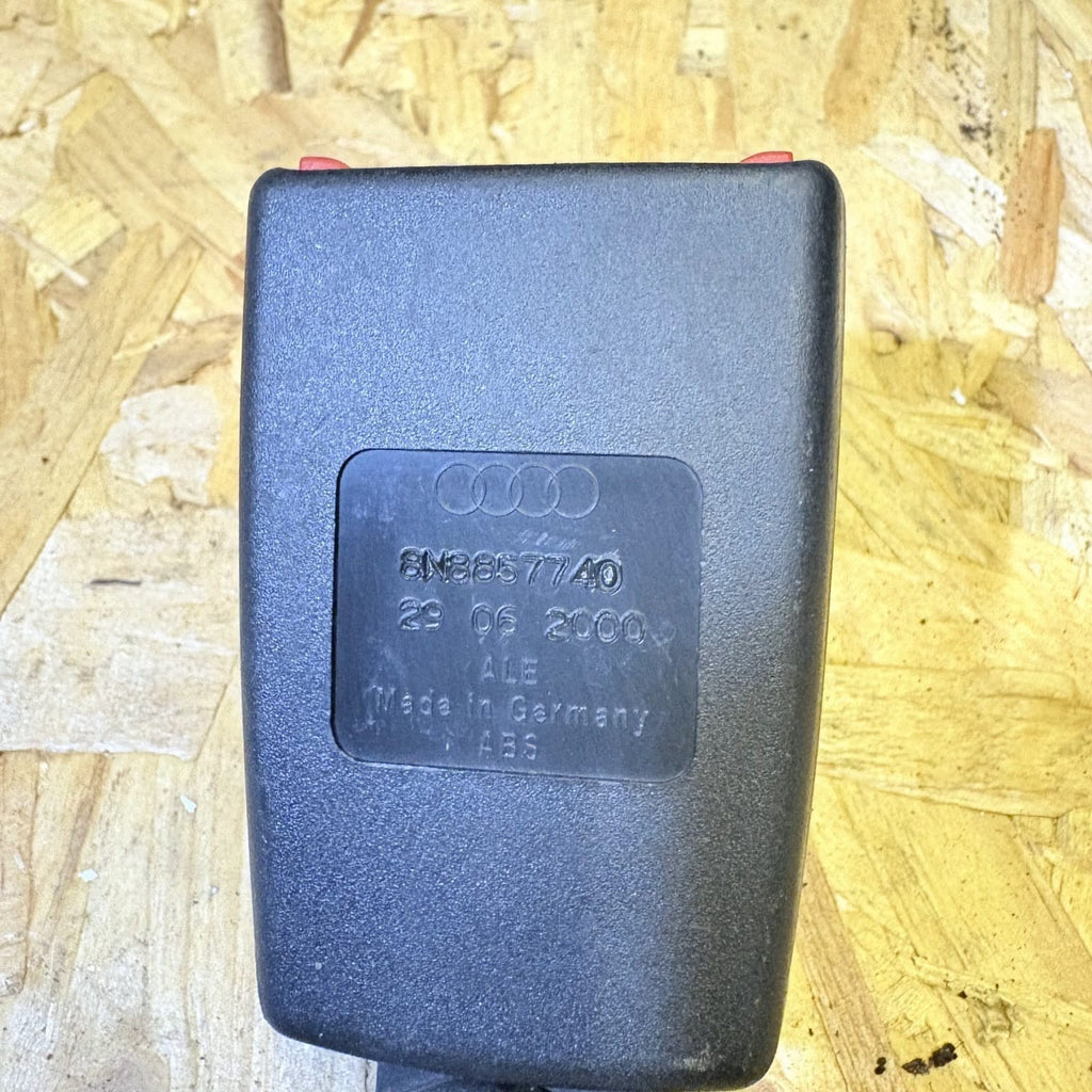 Audi TT Mark 1-Driver Rear Seatbelt Latch 8N8857740 2000