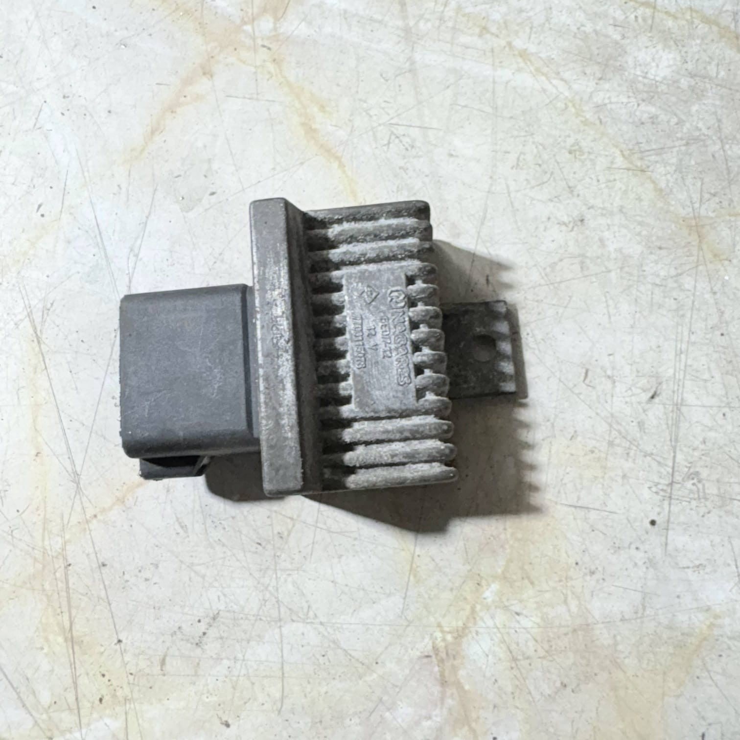 Vivaro Trafic Primastar Master Movano Kangoo Glow Plug Relay 7700115078