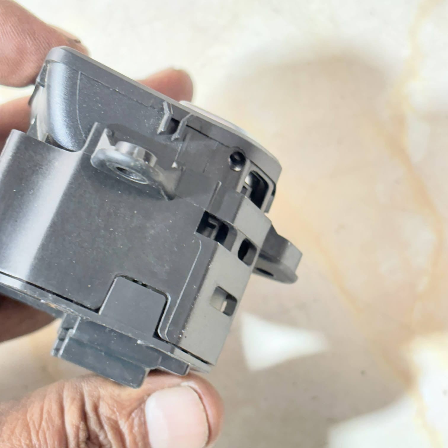 RANGE ROVER EVOQUE HANBDRAKE PARKING BRAKE SWITCH L538 2018 GJ32-2B623-AA