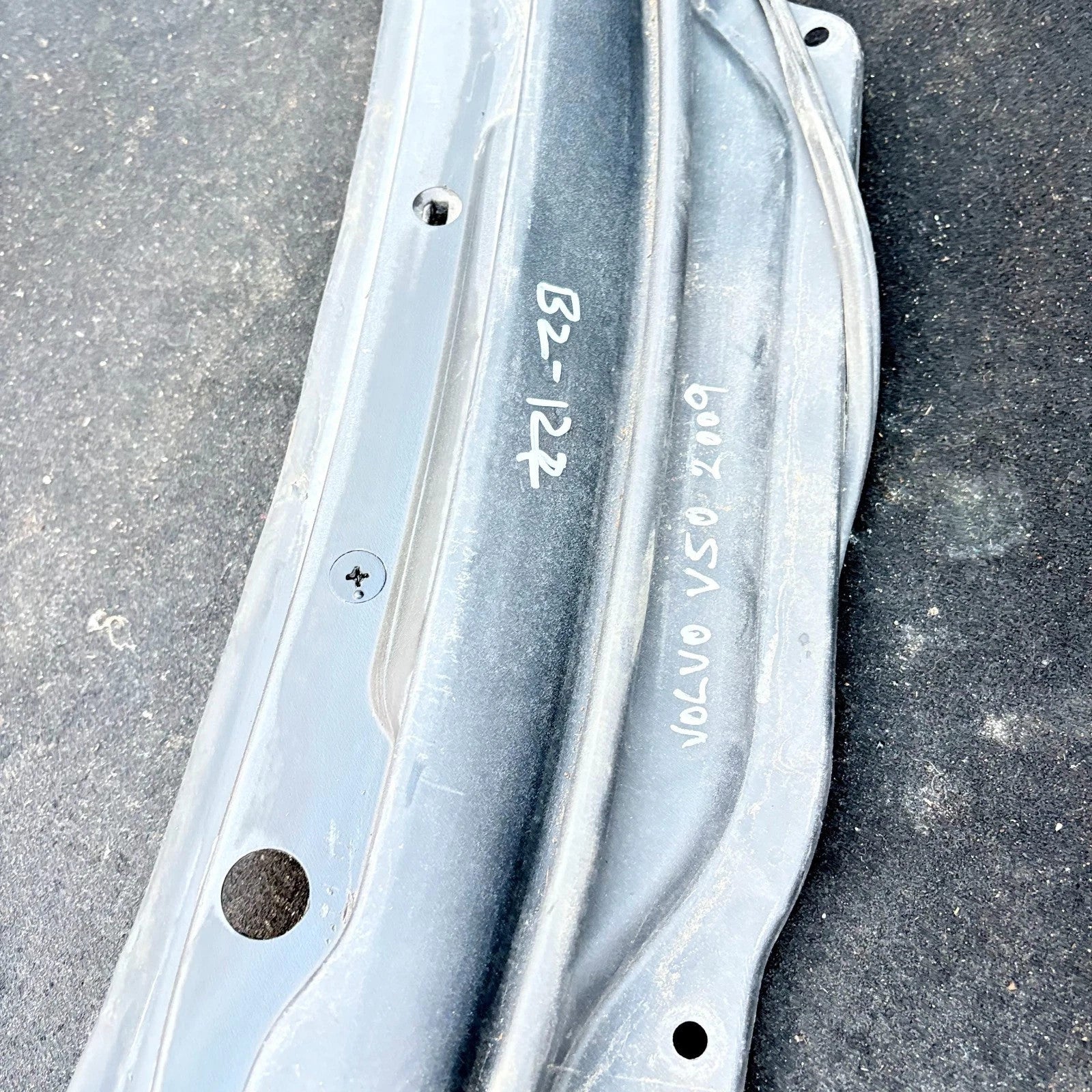 Volvo V50 Scuttle Panel Windscreen Wiper Trim Cover 2004-2012