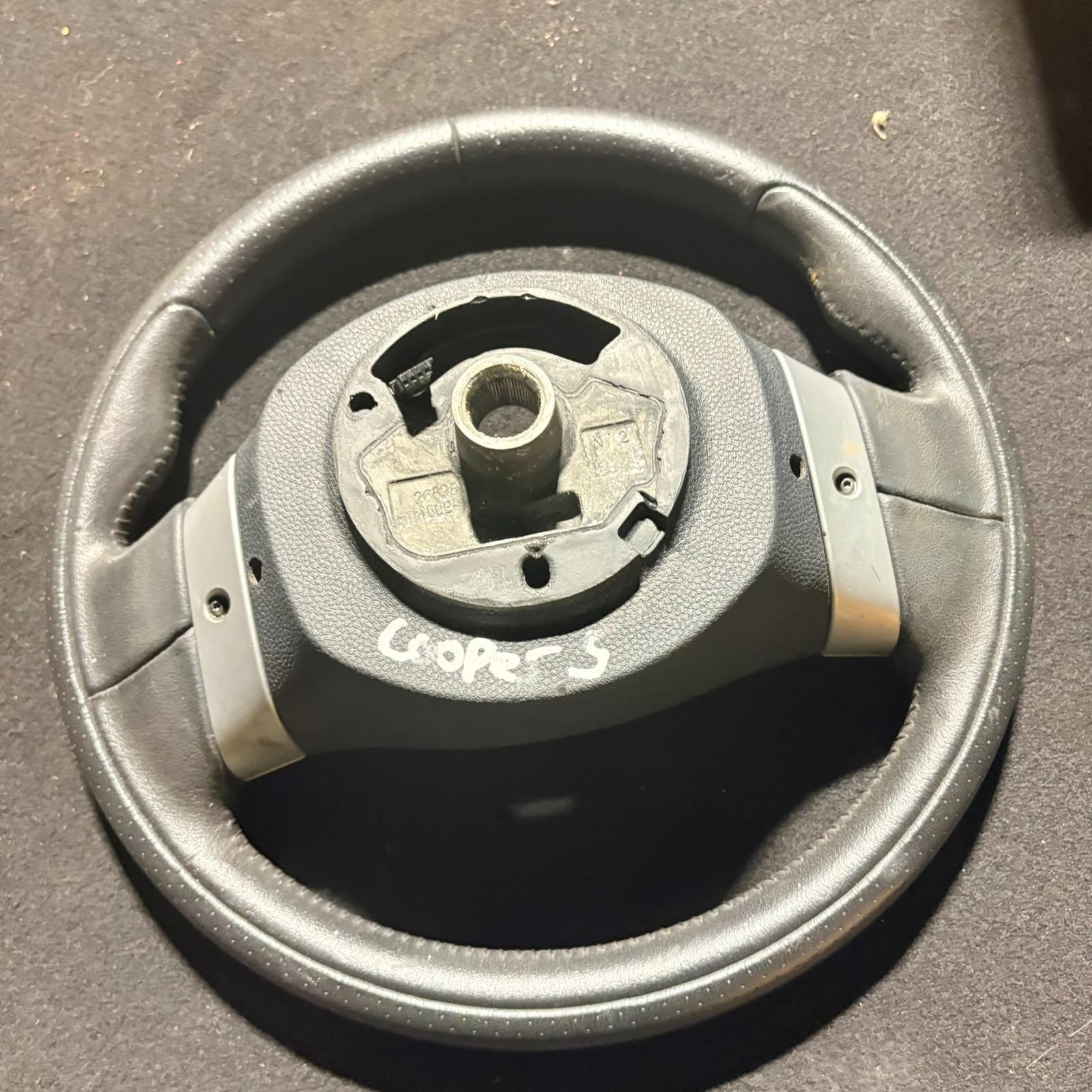 Mini Cooper R50 R53 2001-2006 Steering Wheel 3-Spoke Black 2375R5014