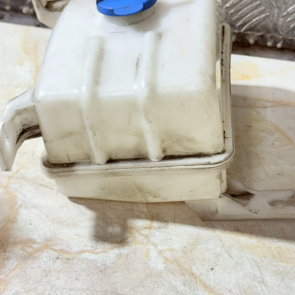 Kia Carens II FJ 2002-2006 2.0 CRDi Coolant Expansion Tank Reservoir 0K2KB-15350