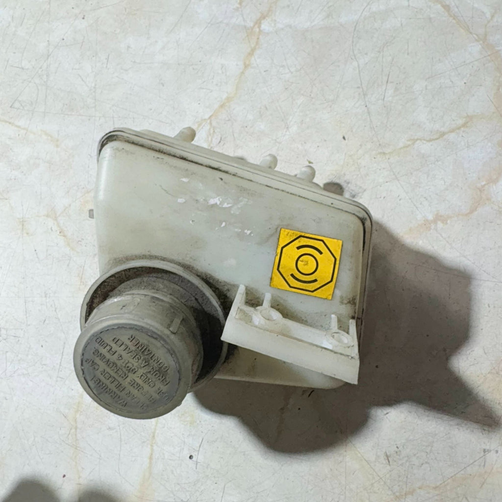 FIAT PUNTO MK2 188 1999-2006 BRAKE FLUID RESERVOIR TANK BOTTLE