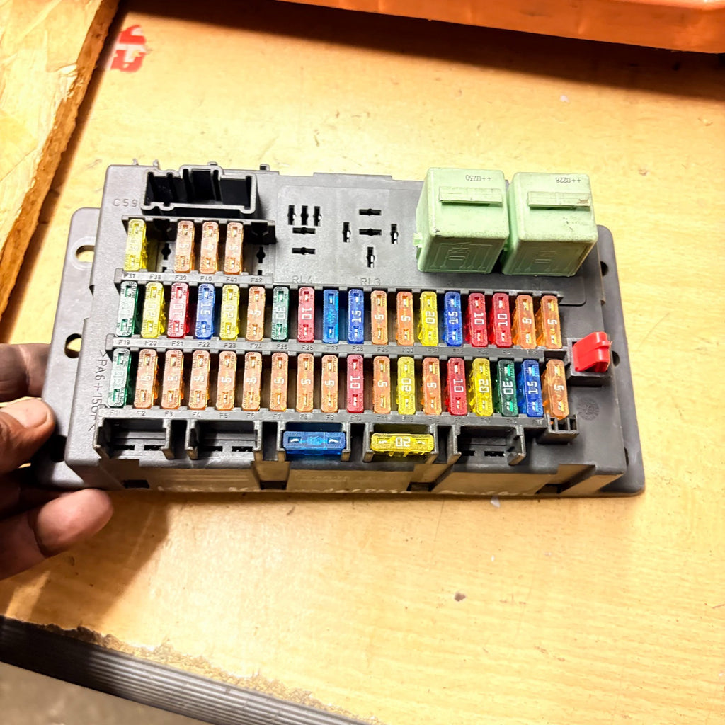 Mini One R50 Under Dashboard Fuse Box Relay Unit 2001-2006 518030317