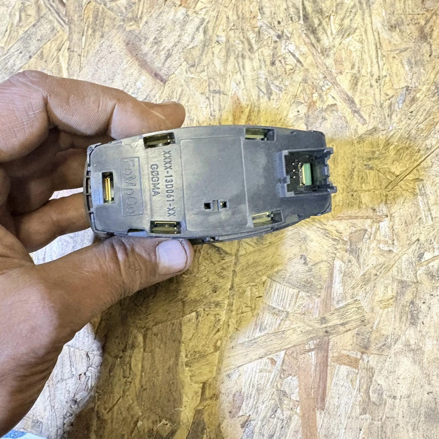 2021 FORD FIESTA ACTIVE 1.0P HEADLIGHT HEADLAMP SWITCH 10507973-00