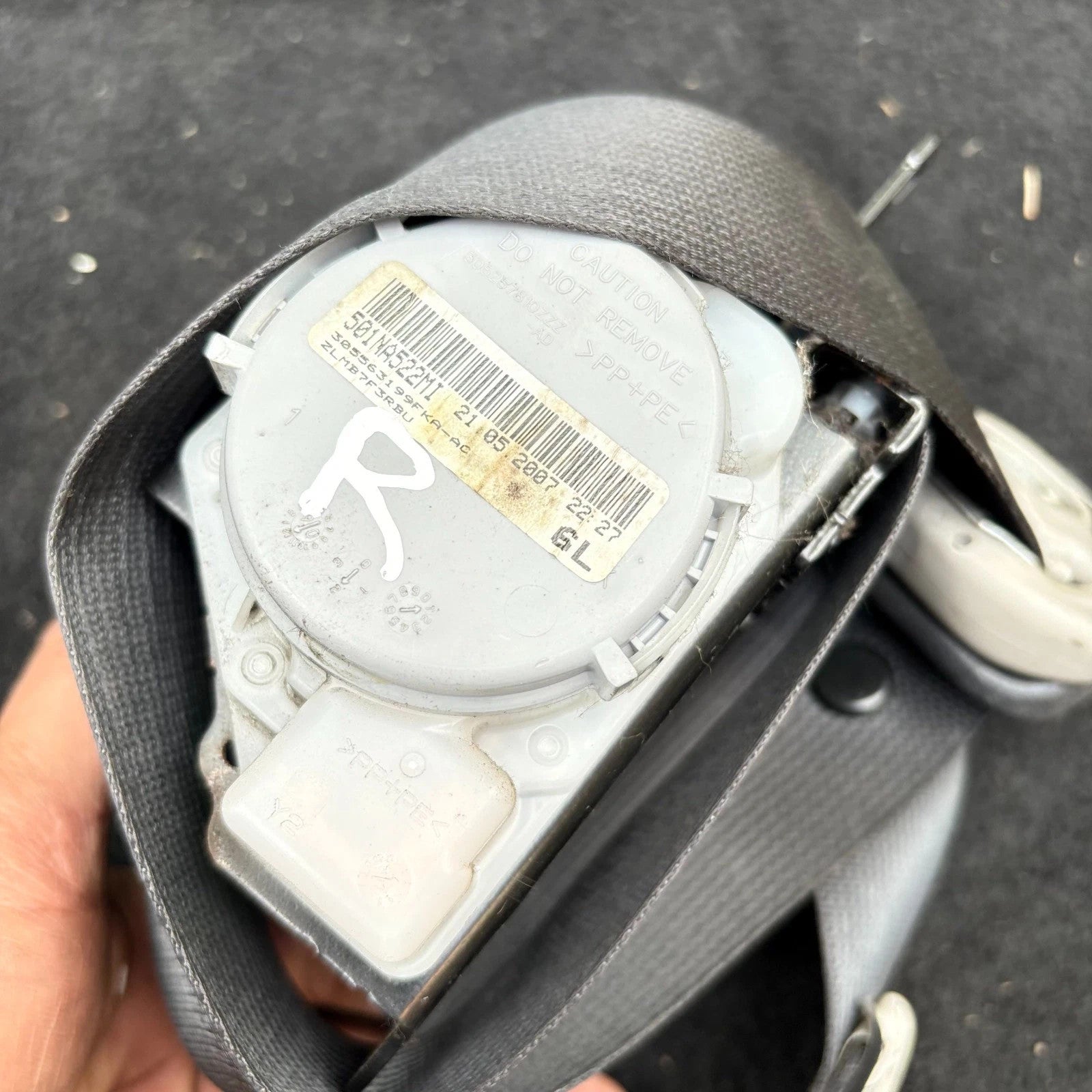 Toyota Yaris MK2 XP90 Front Left Passenger Seat Belt Grey 2005-2011 73220-0D160