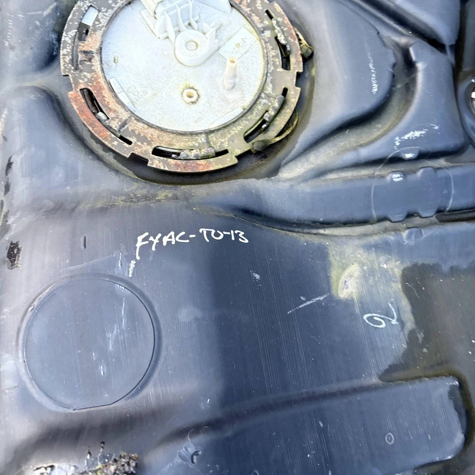 Vauxhall Insignia Diesel Fuel Tank 13247189 VEI40554