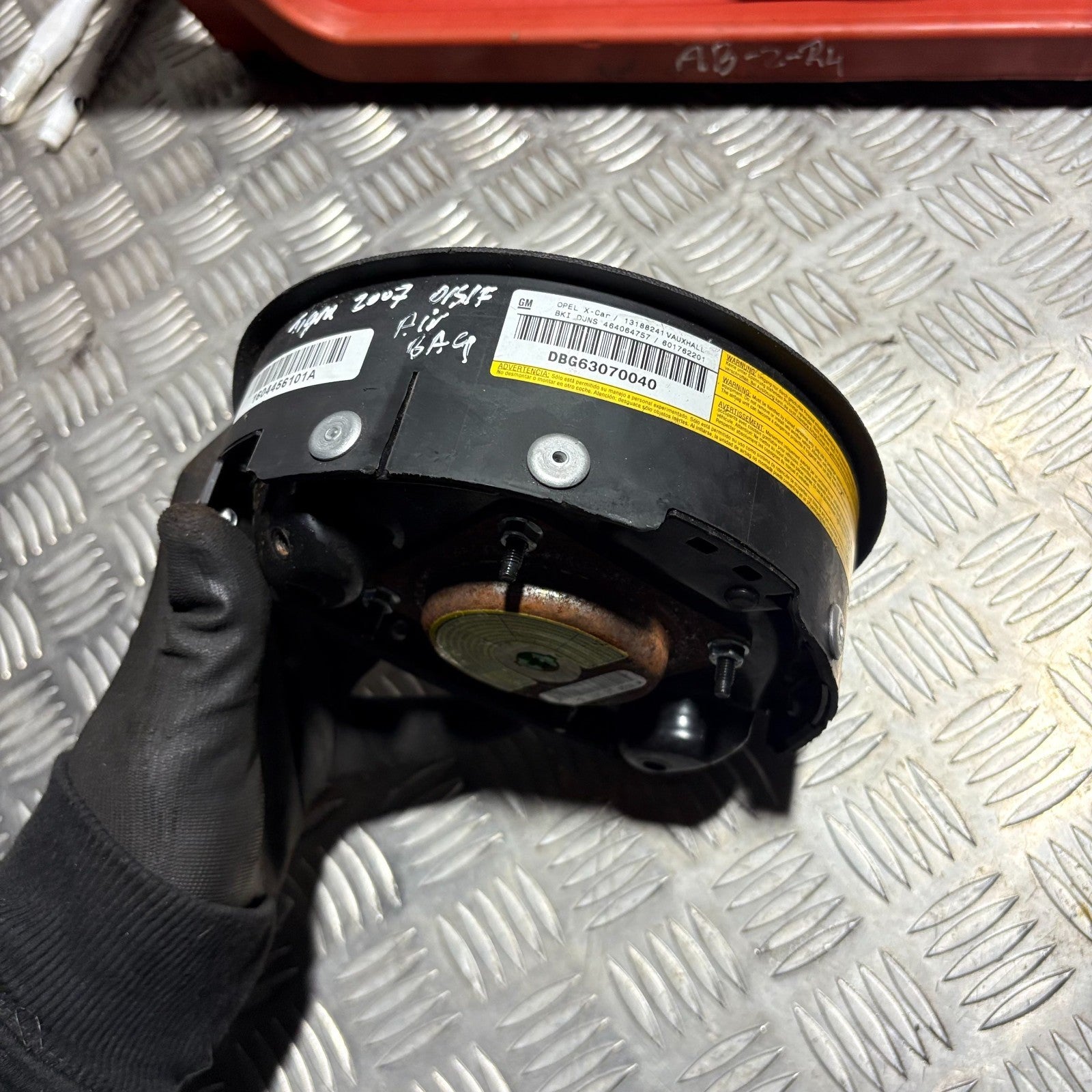 VAUXHALL TIGRA 2017 DRIVER STEERING WHEEL SRS BAG 604455600B