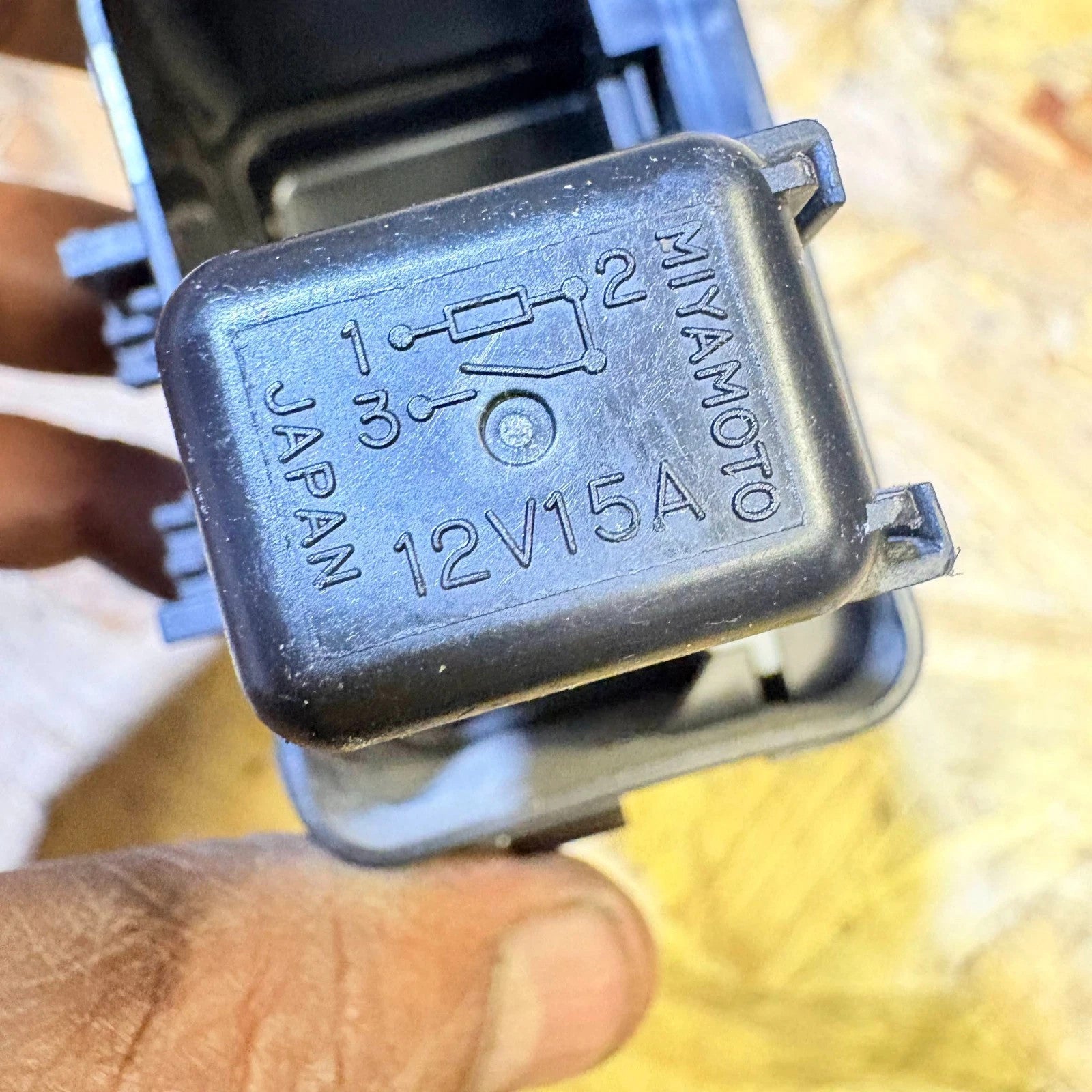 Cadillac CT5 Keyless Entry / TPMS Receiver Module 13535098 85104942 2020-2024