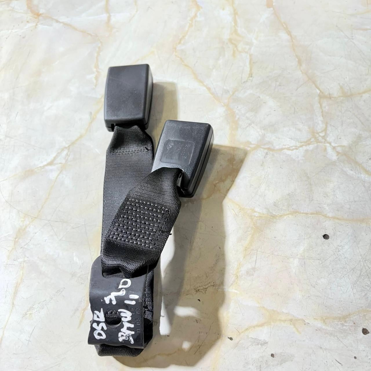 2009-2016 BMW 3 SERIES REAR RIGHT & CENTER 2ND SECOND ROW SEAT BELT BUCKLE