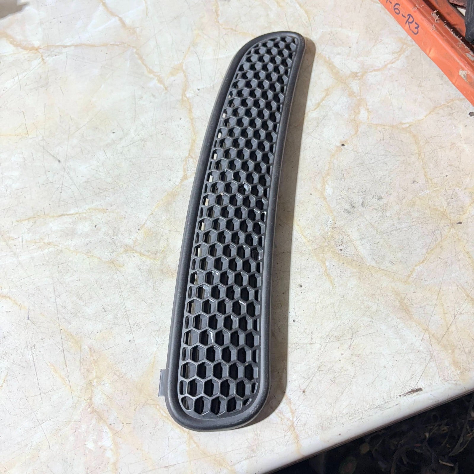 BMW Mini R50 R52 Windscreen Scuttle Panel Vent Trim 2001-06