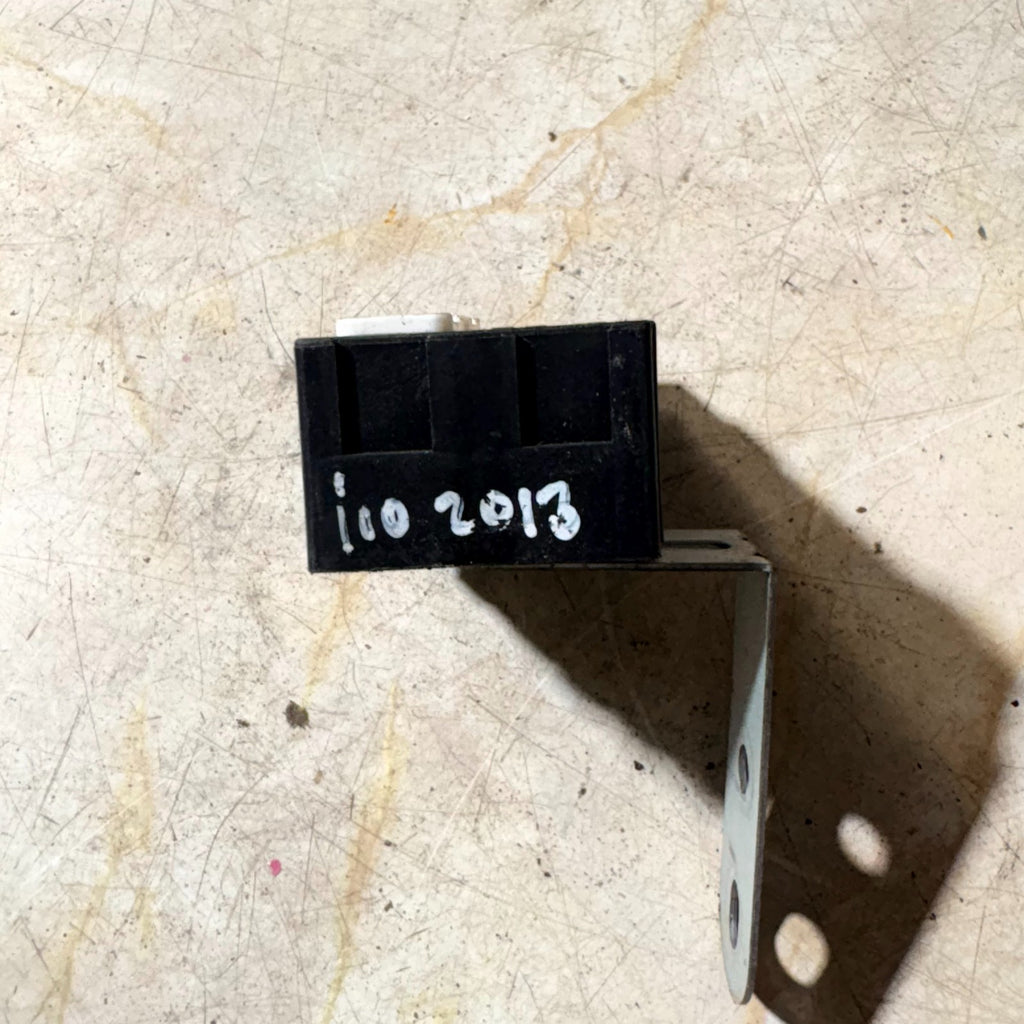Hyundai i10 2007-2013 Relay Control Module 95230-0X200