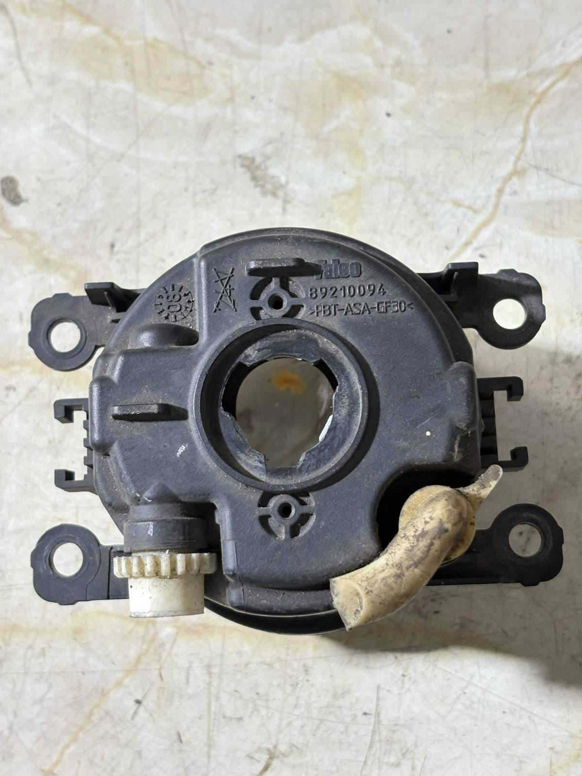 FORD FIESTA RIGHT DRIVER SIDE FRONT FOG LIGHT 89210094 VALEO 2008