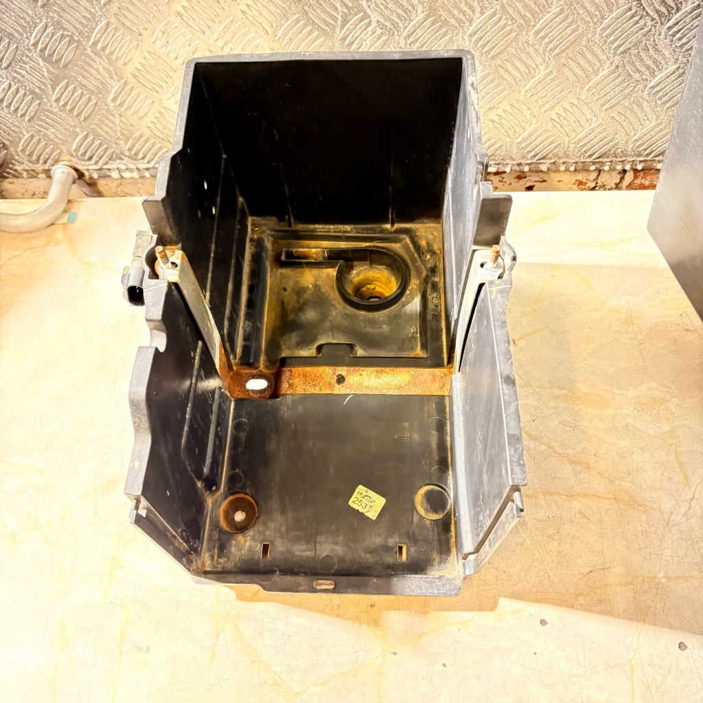 FORD KUGA 2014 BATTERY TRAY (2.0l 16v TDCI DIESEL T7MA) AM51-10723-AD P1524