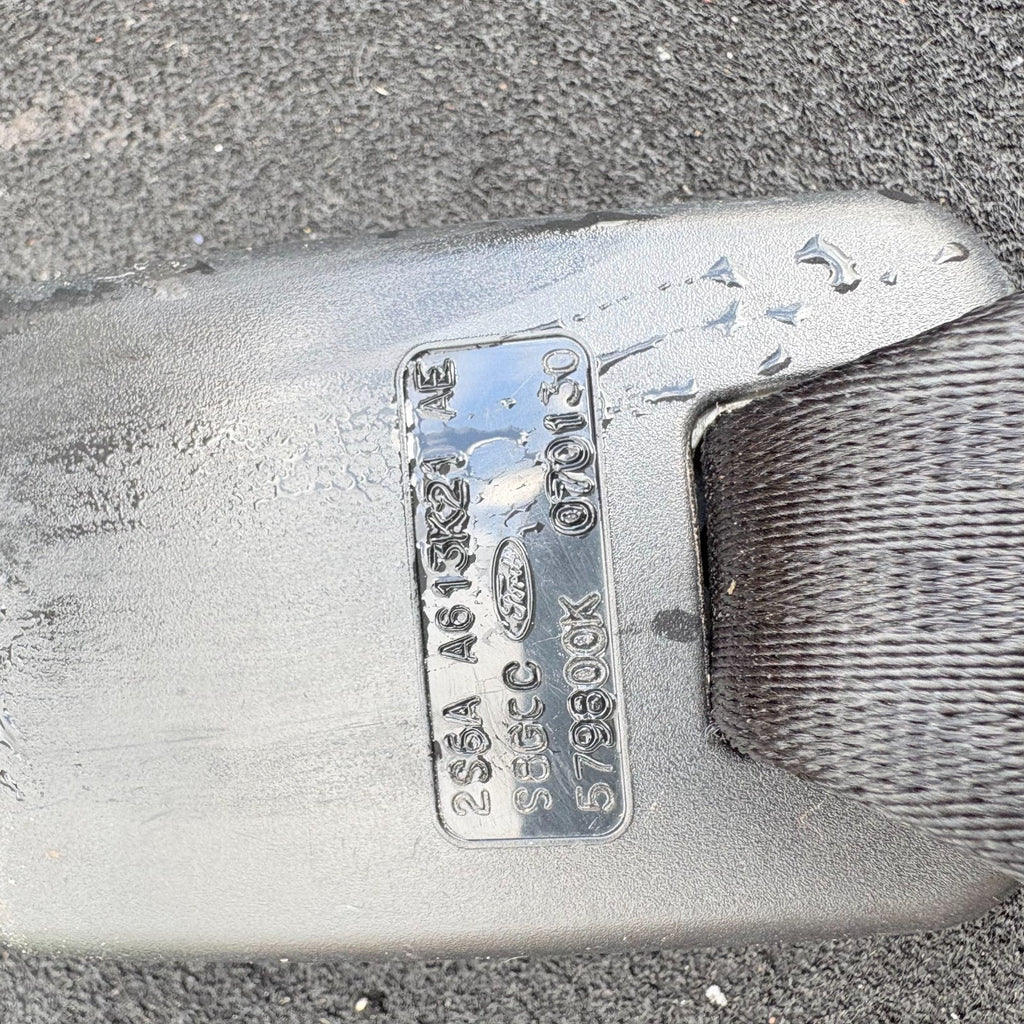 FORD FIESTA SEAT BELT STALK BUCKLE
