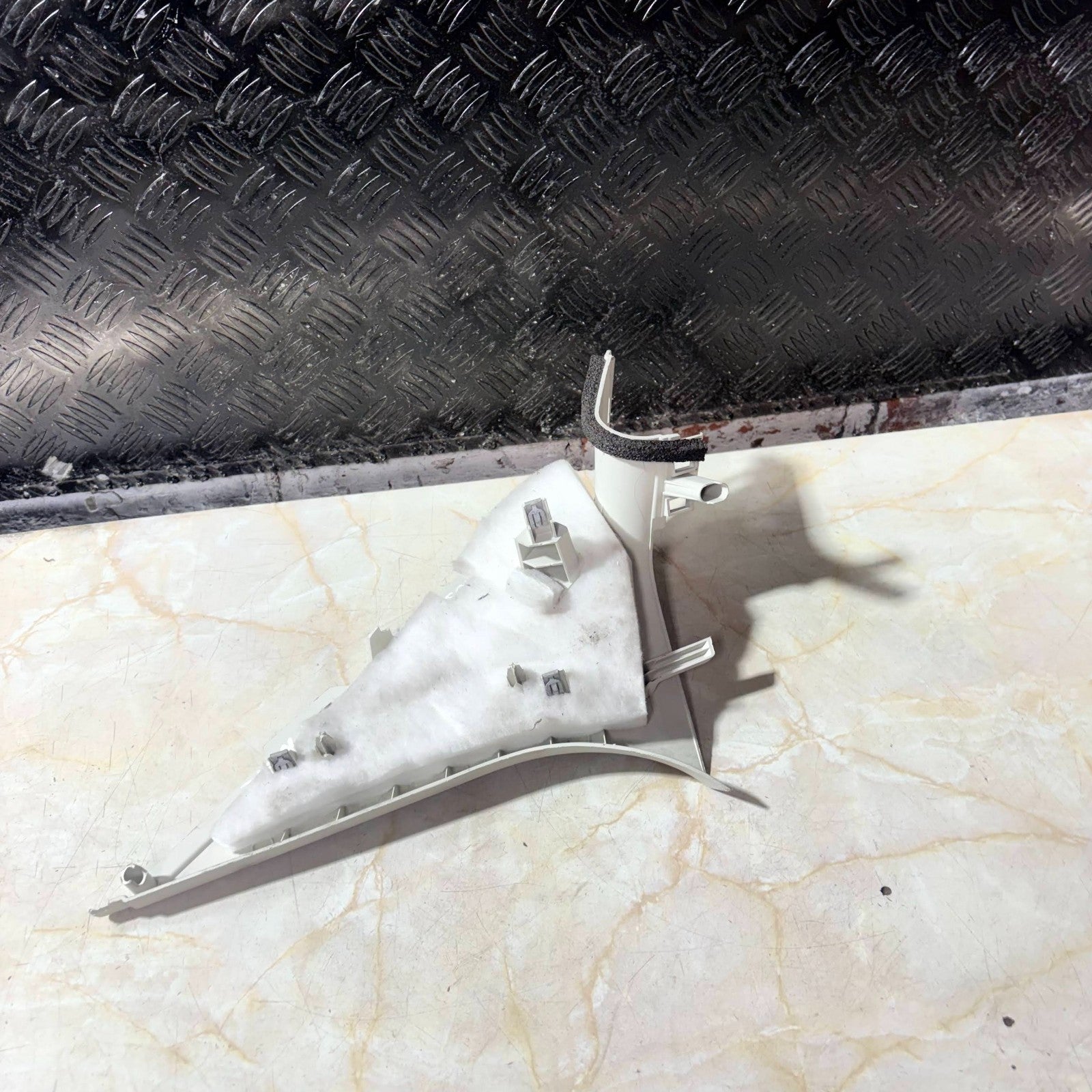 Ford Focus MK3 2011-2018 Hatchback Rear Left Passenger Side C-Pillar BM51A280C47