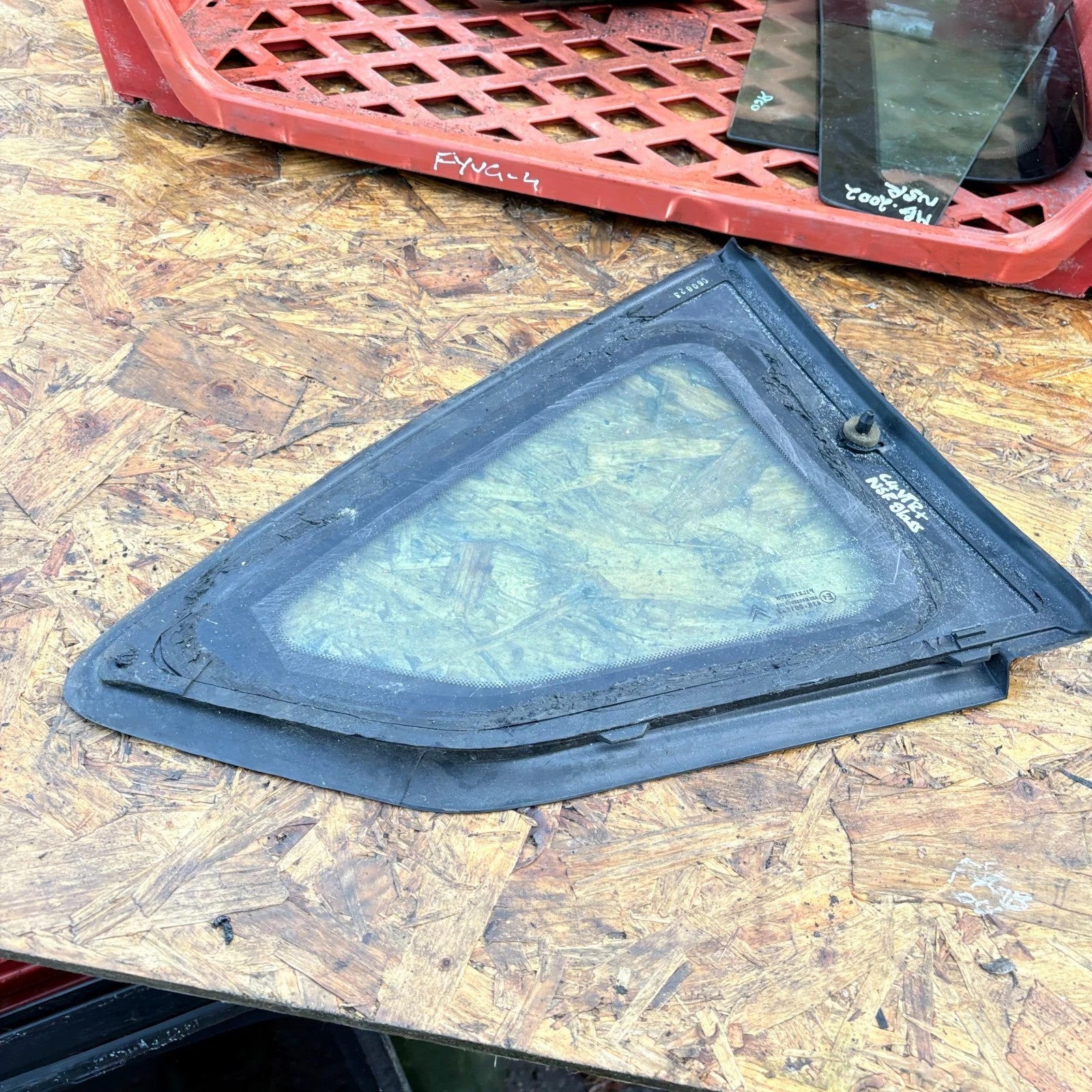 Citroen Grand C4 Picasso Mk2 2014-2018 Rear Left Quarter Glass NSR 9676915480