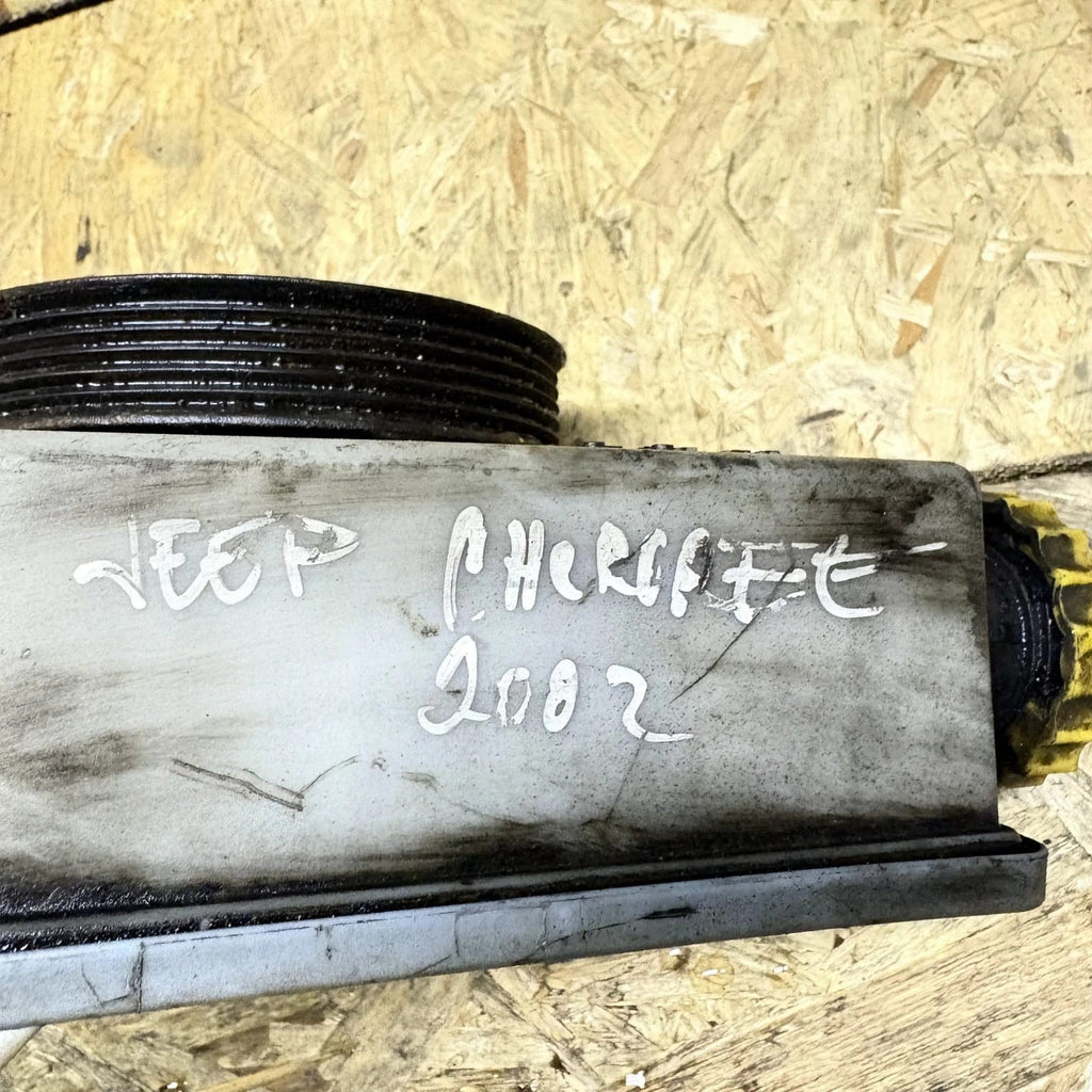 Jeep Cherokee/Liberty KJ 2003 3.7 V6 Power Steering Pump + Reservoir 52088710AB