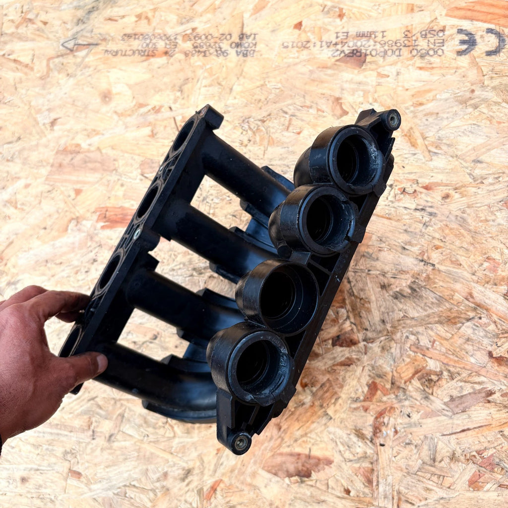 Nissan Note E11 1.4 CR14DE Petrol Air Intake Manifold 2006-2013