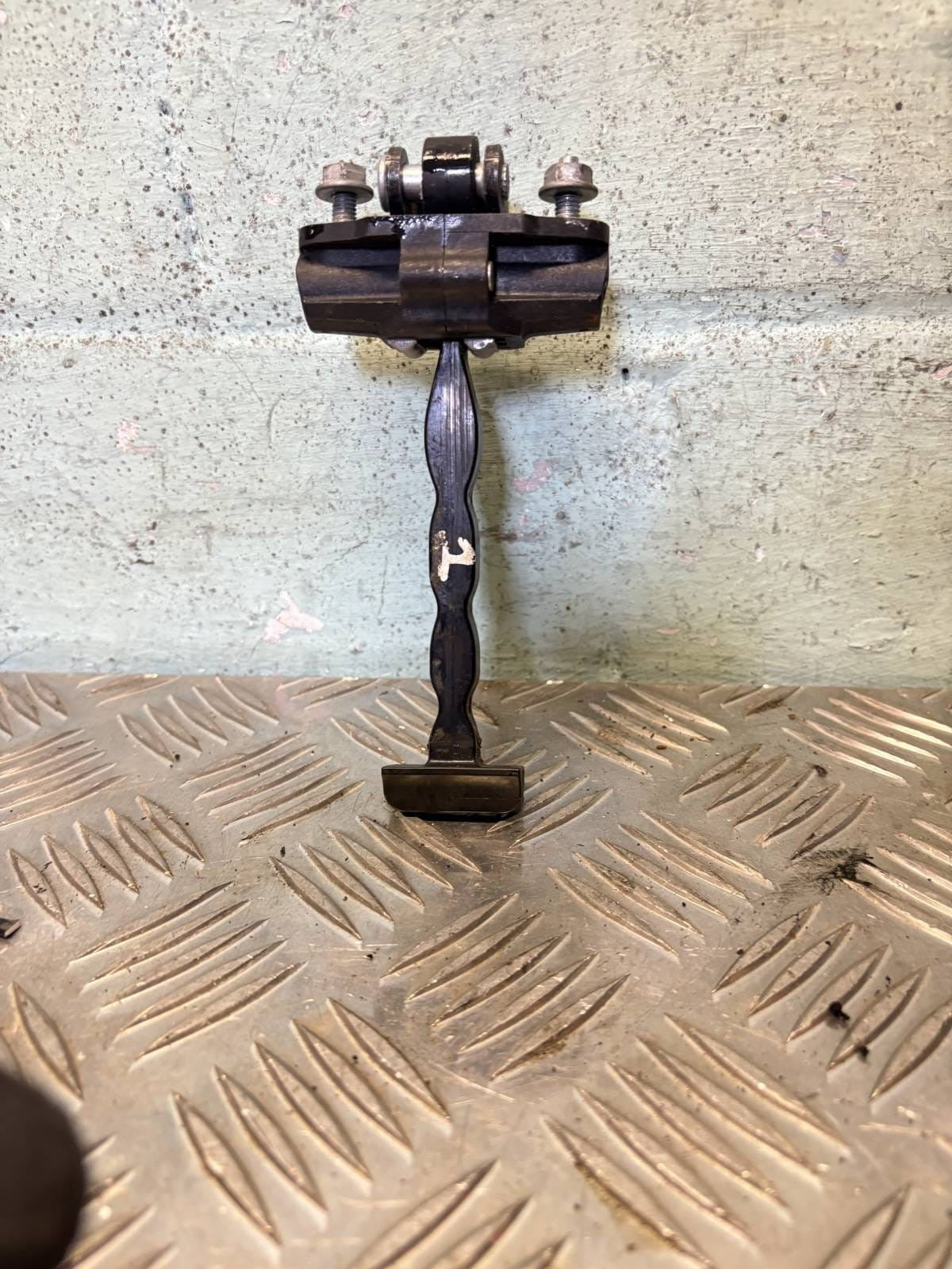Ford Fiesta Front Door Check Strap OSF