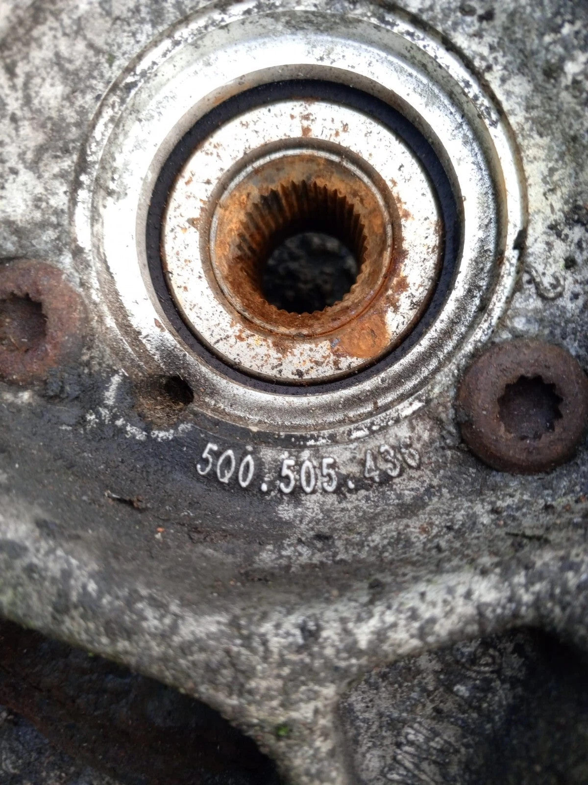 AUDI A3 2013 Mk3 8V Right Rear Hub Driver 5Q0505436F