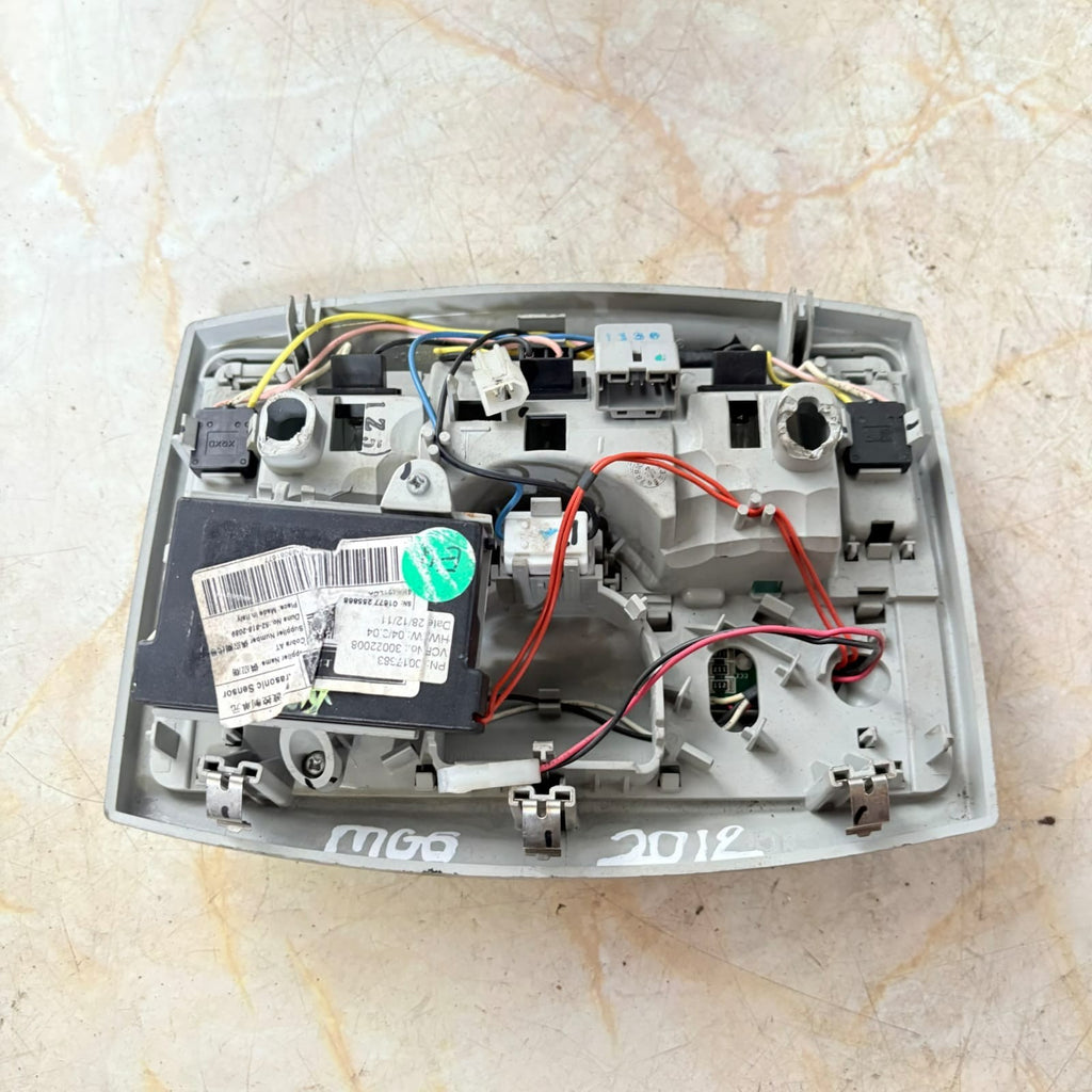 MG MG6 Front Roof Interior Reading Light Lamp 30022008 2011-2016