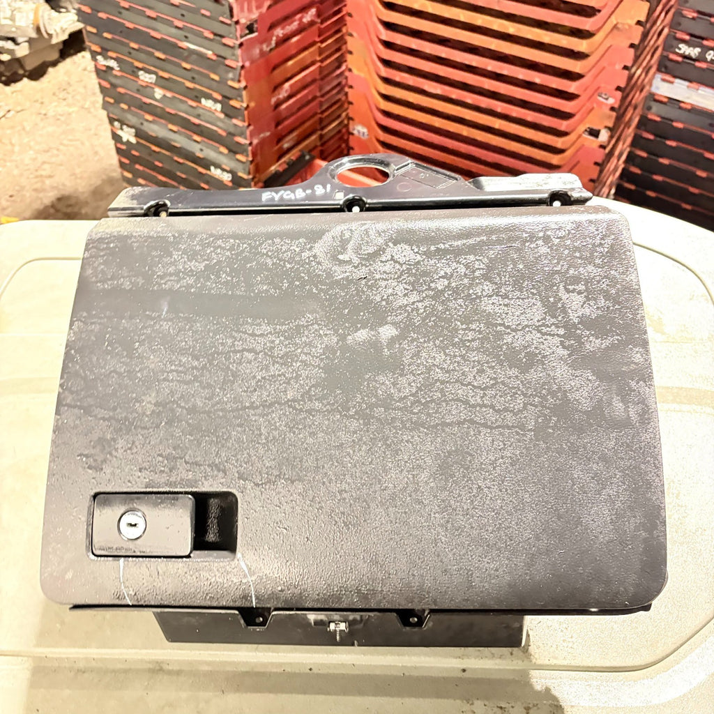 VOLKSWAGEN PASSAT B6 2005-2009 GLOVE BOX STORAGE COMPARTMENT 3C2857114