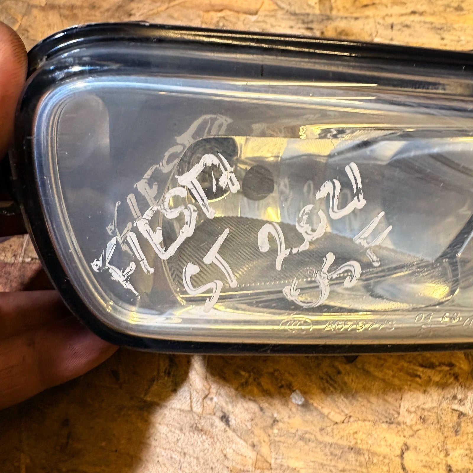 FORD FIESTA 2021 Fog Light Right Driver Offside Front O/S 71933