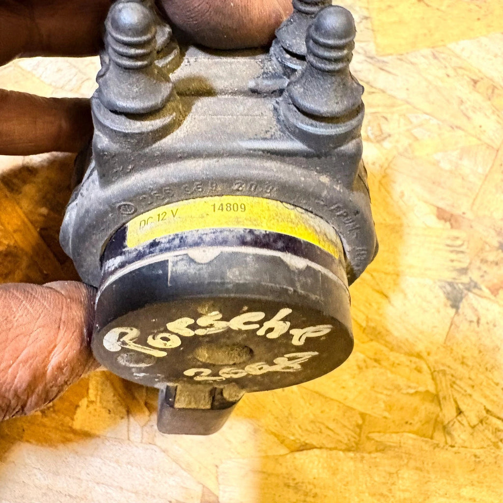 Porsche Cayennel Auxiliary Water Pump 2008