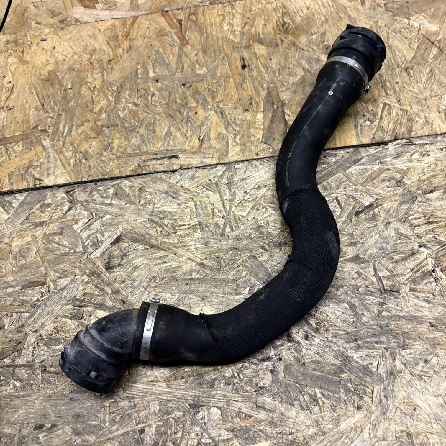 JAGUAR XE X760 2.0 DIESEL COOLANT HOSE LINE PIPE 2017 1321148