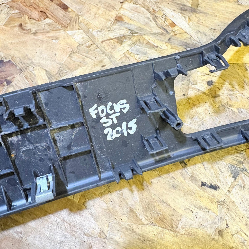 FORD FOCUS 20150-2018 HANDBRAKE LEVER COVER TRIM