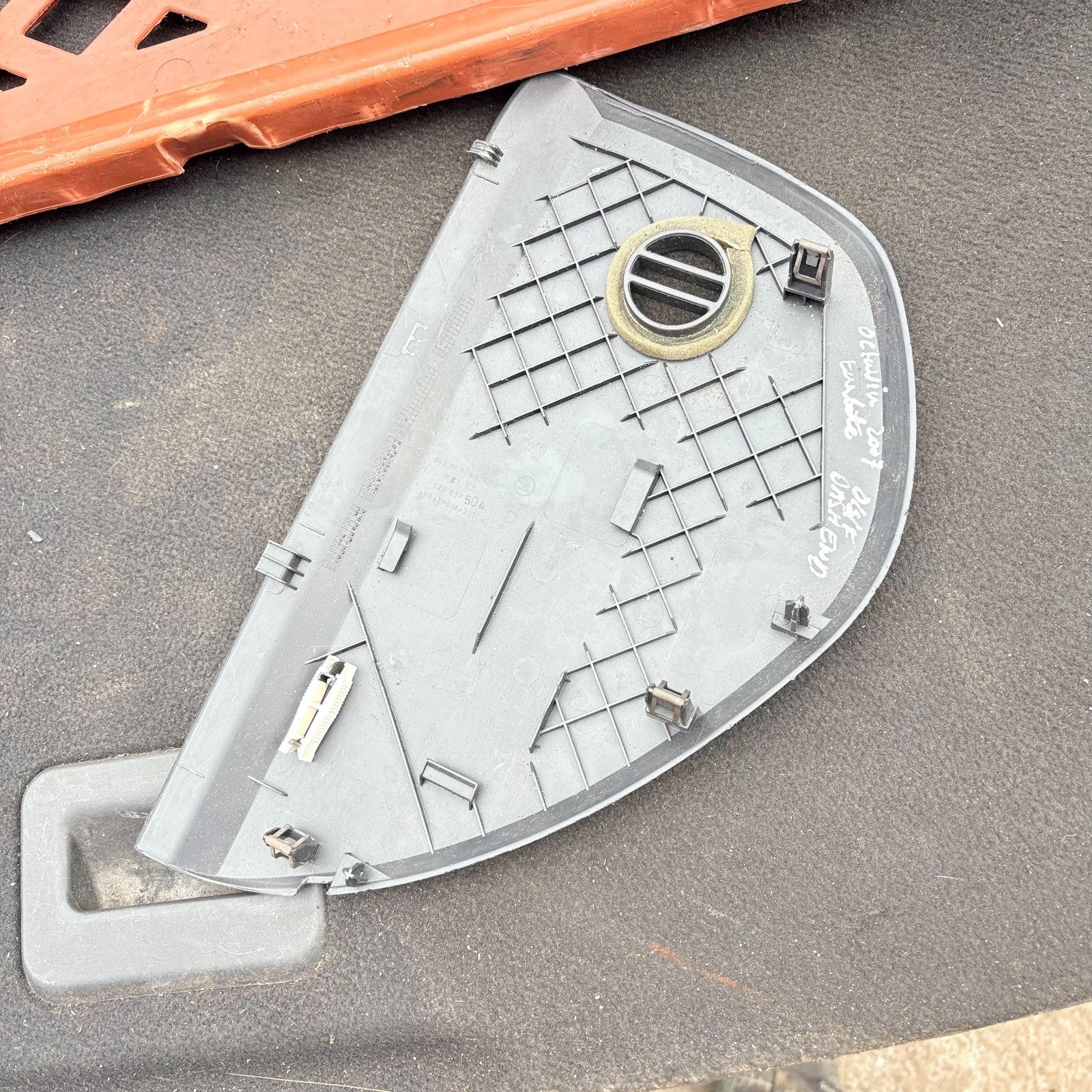 Skoda Octavia 2007 Dashboard End Right O/S Panel Trim Cover