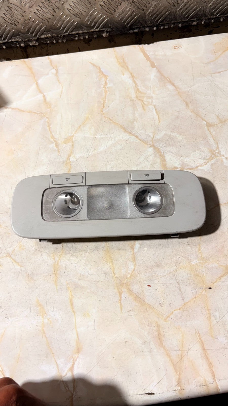 VOLKSWAGEN GOLF GT 2007 INTERIOR LIGHT MIDDLE REAR 1KO947-291